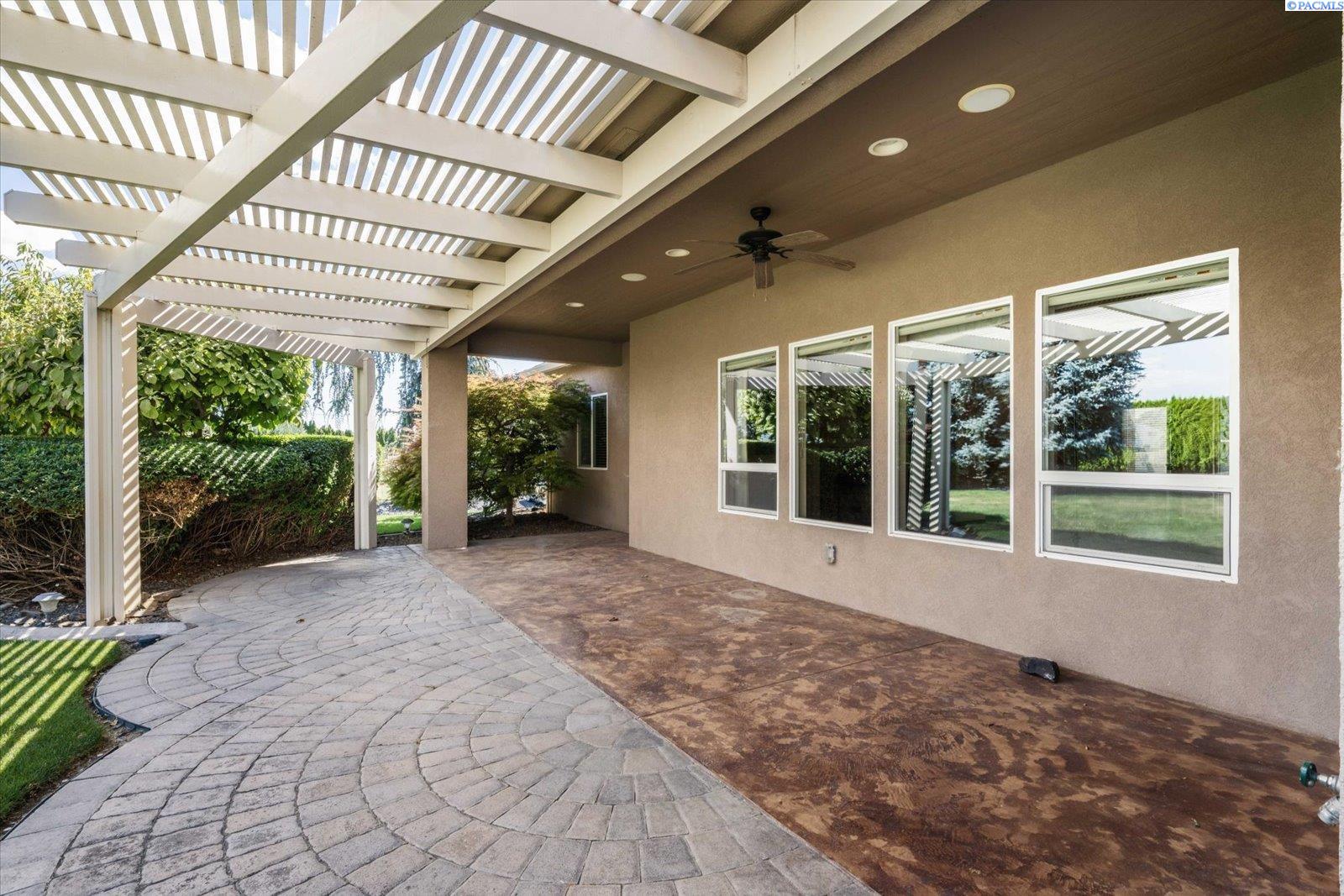 326 Rachel Road Kennewick, WA 99338 - Photo 7 of 50 Gallery Image 7
