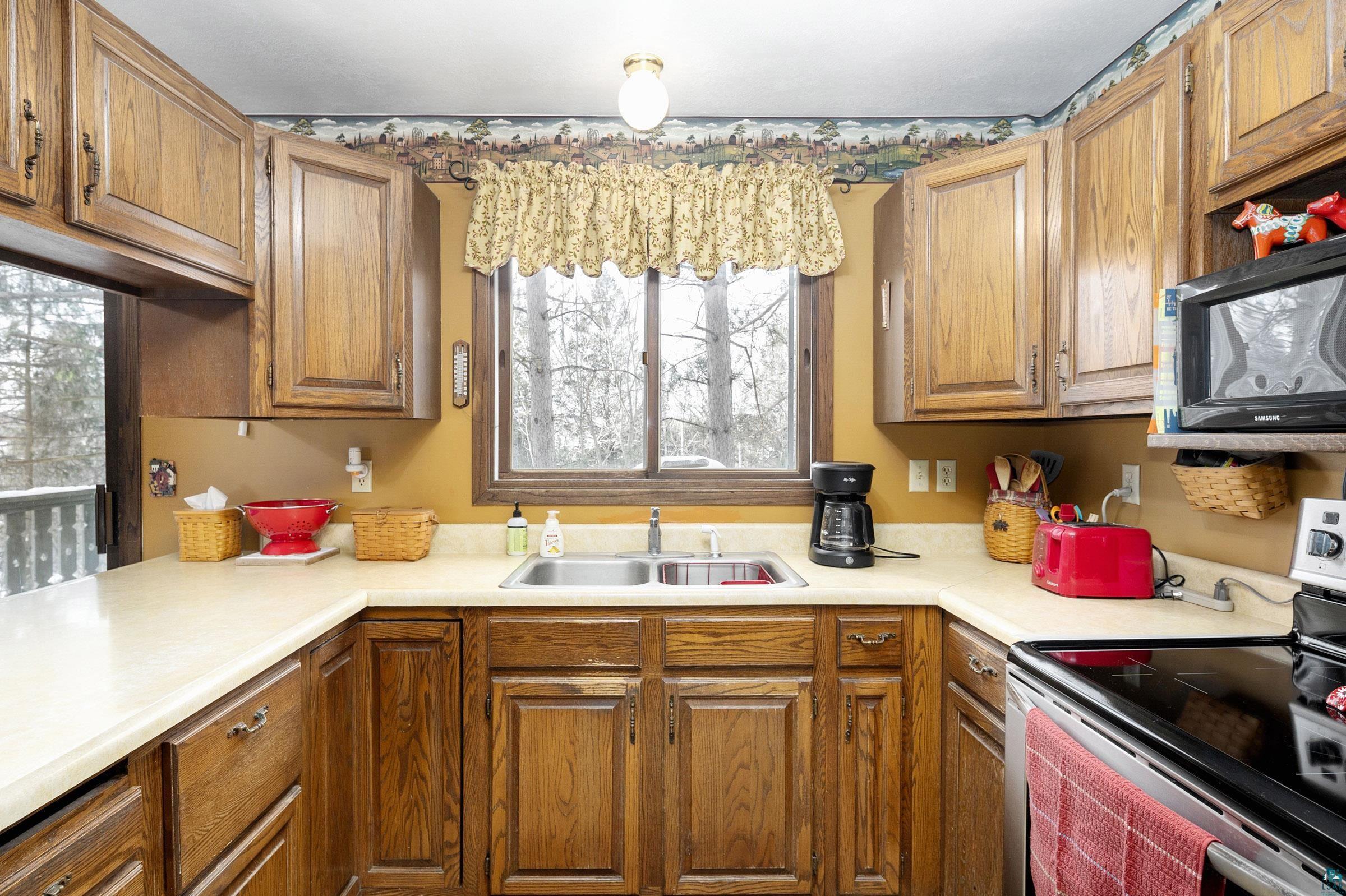33 Hillside Road Esko, MN 55733 - Photo 8 of 35 Gallery Image 8