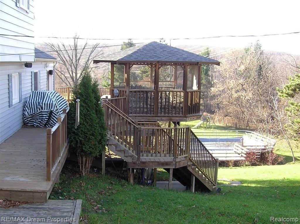 2937 East Buno Road Milford, MI 48381 - Photo 17 of 25 Rear Deck & Gazebo