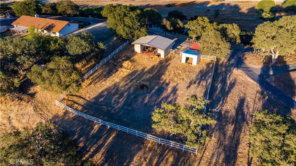 7485 Monterey Road Paso Robles, CA 93446 - Photo 48 of 51 Gallery Image 48