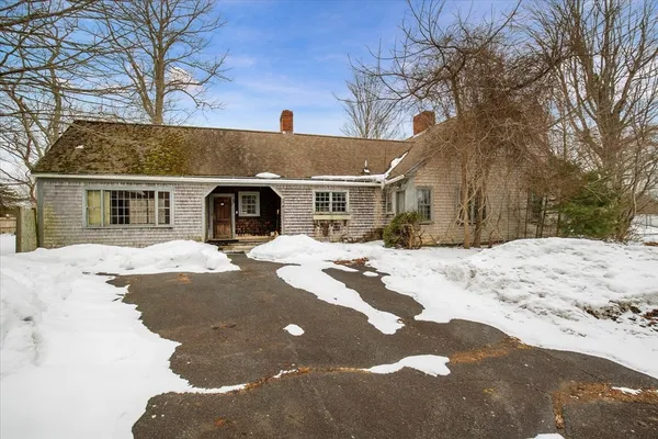 $674,900 | 2 Country Club Drive, Halifax, MA 02338