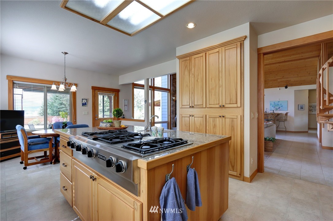16249 Olympic View Road Northwest Silverdale, WA 98383 - Photo 15 of 25 Gallery Image 15