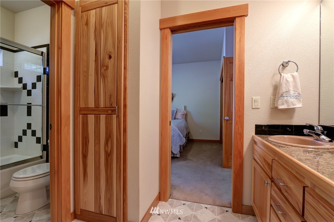 16249 Olympic View Road Northwest Silverdale, WA 98383 - Photo 21 of 25 Gallery Image 21