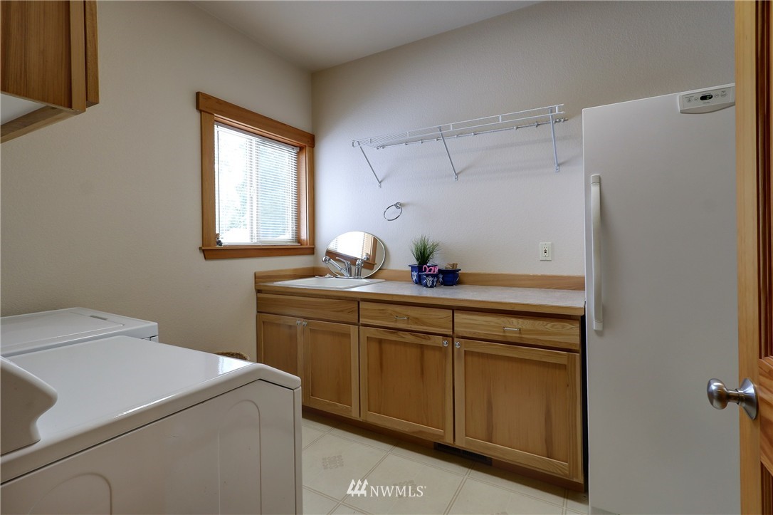 16249 Olympic View Road Northwest Silverdale, WA 98383 - Photo 22 of 25 Gallery Image 22