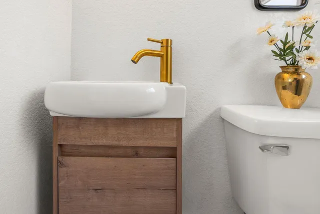 $535,000 | 2285 North 166th Street, Brookfield, WI 53005