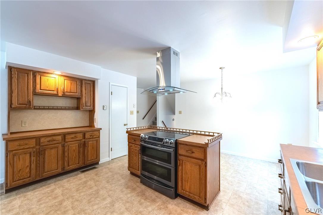 1011 Oldstone Road Allentown, PA 18103 - Photo 22 of 46 Gallery Image 22