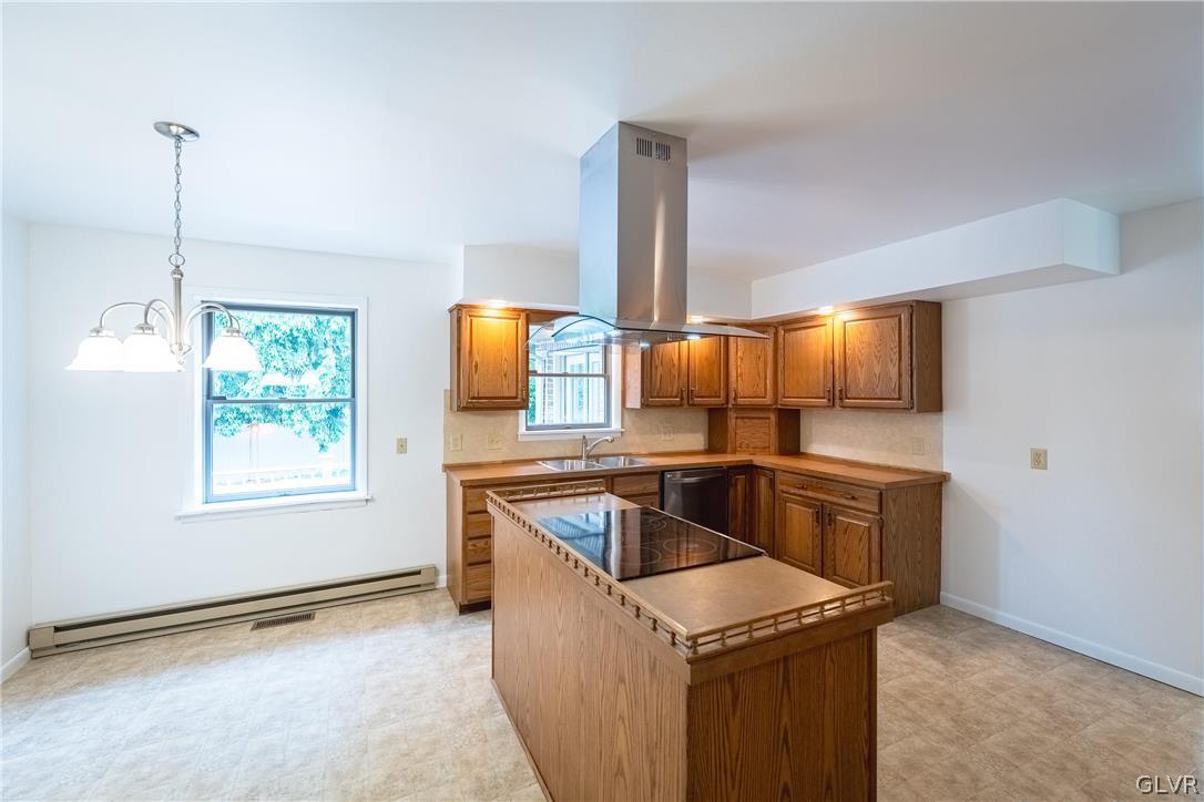 1011 Oldstone Road Allentown, PA 18103 - Photo 24 of 46 Gallery Image 24