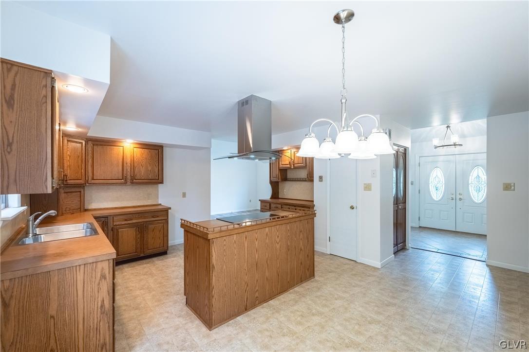 1011 Oldstone Road Allentown, PA 18103 - Photo 25 of 46 Gallery Image 25