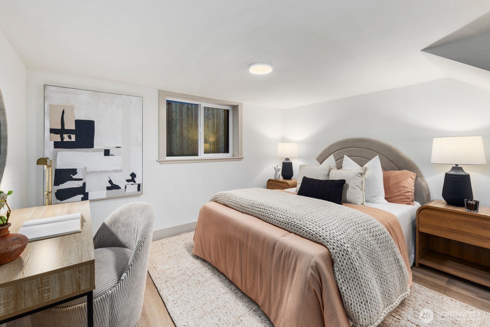 817 26th Avenue Seattle, WA 98122 - Photo 25 of 34