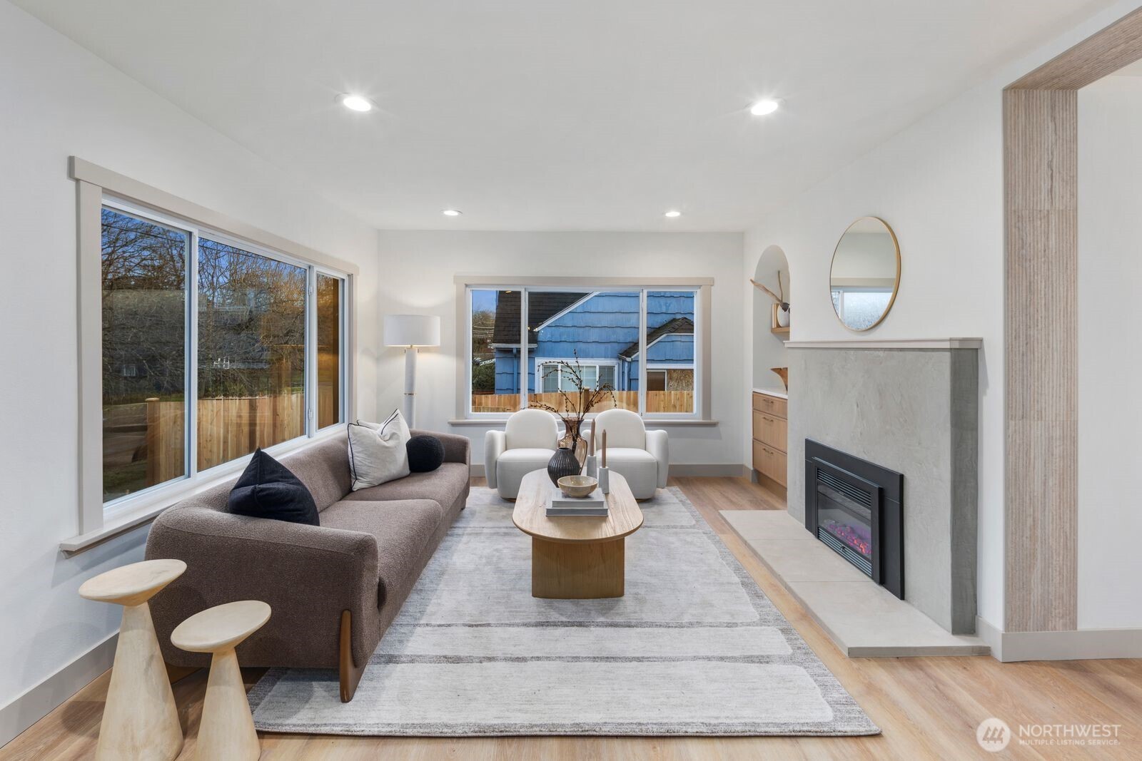 817 26th Avenue Seattle, WA 98122 - Photo 3 of 34