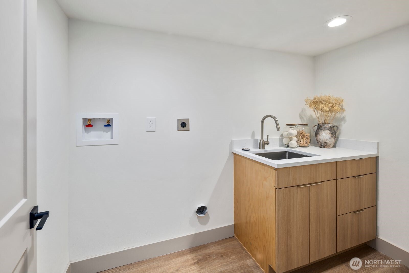 817 26th Avenue Seattle, WA 98122 - Photo 31 of 34