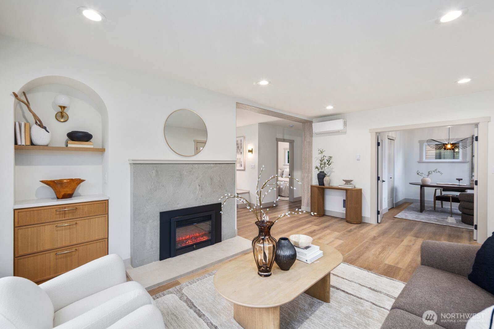 817 26th Avenue Seattle, WA 98122 - Photo 5 of 34