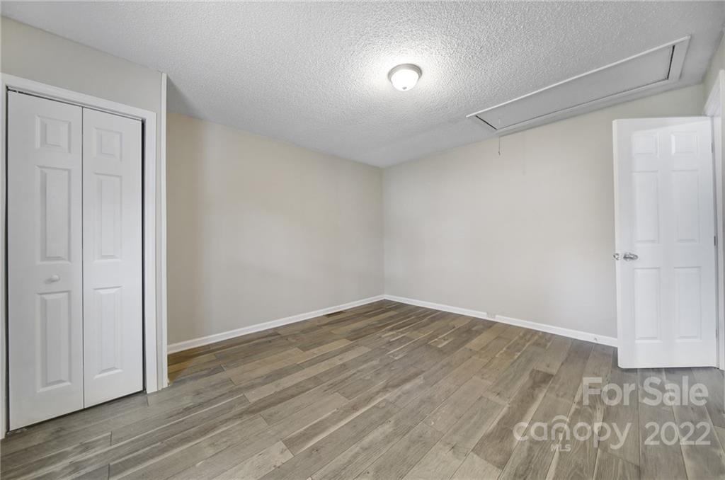 733 Mutual Road Gastonia, NC 28052 - Photo 9 of 25 Gallery Image 9