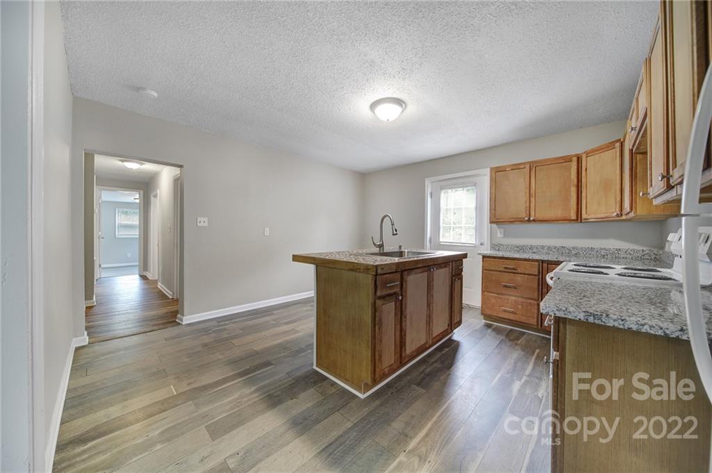 733 Mutual Road Gastonia, NC 28052 - Photo 10 of 25 Gallery Image 10