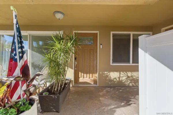 $2,885 | 575 7th Street, Unit 104, Imperial Beach, CA 91932