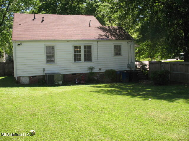 1805 Devine Street Jackson, MS 39202 - Photo 32 of 36 IMG_7541