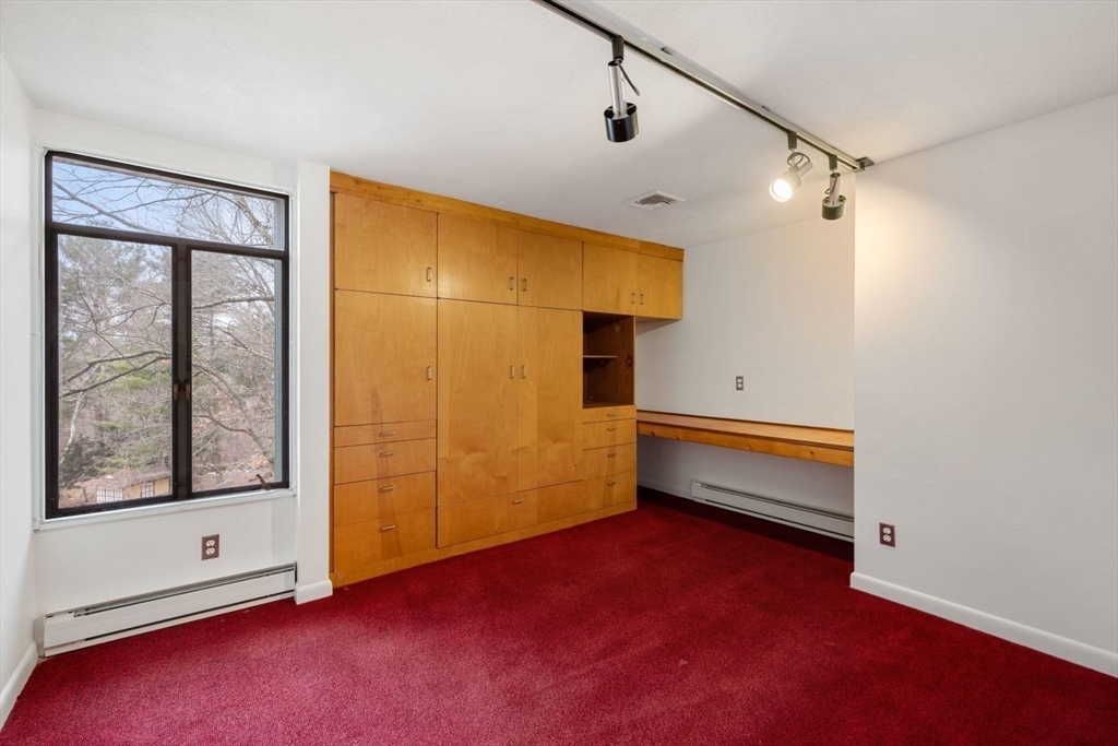542 Concord Avenue Lexington, MA 02421 - Photo 22 of 41