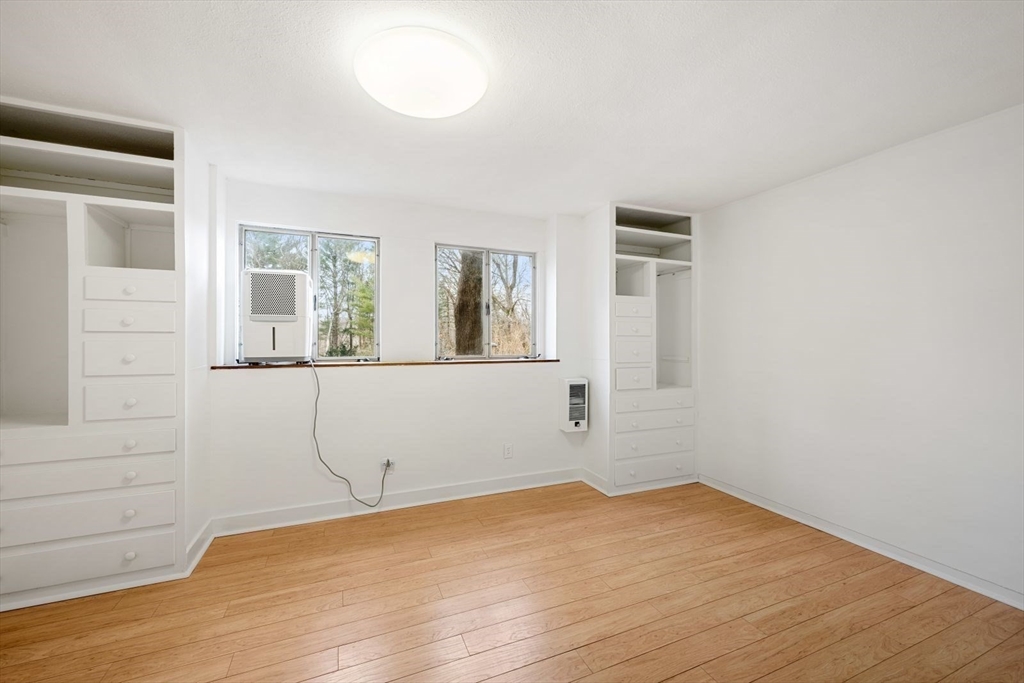 542 Concord Avenue Lexington, MA 02421 - Photo 35 of 41