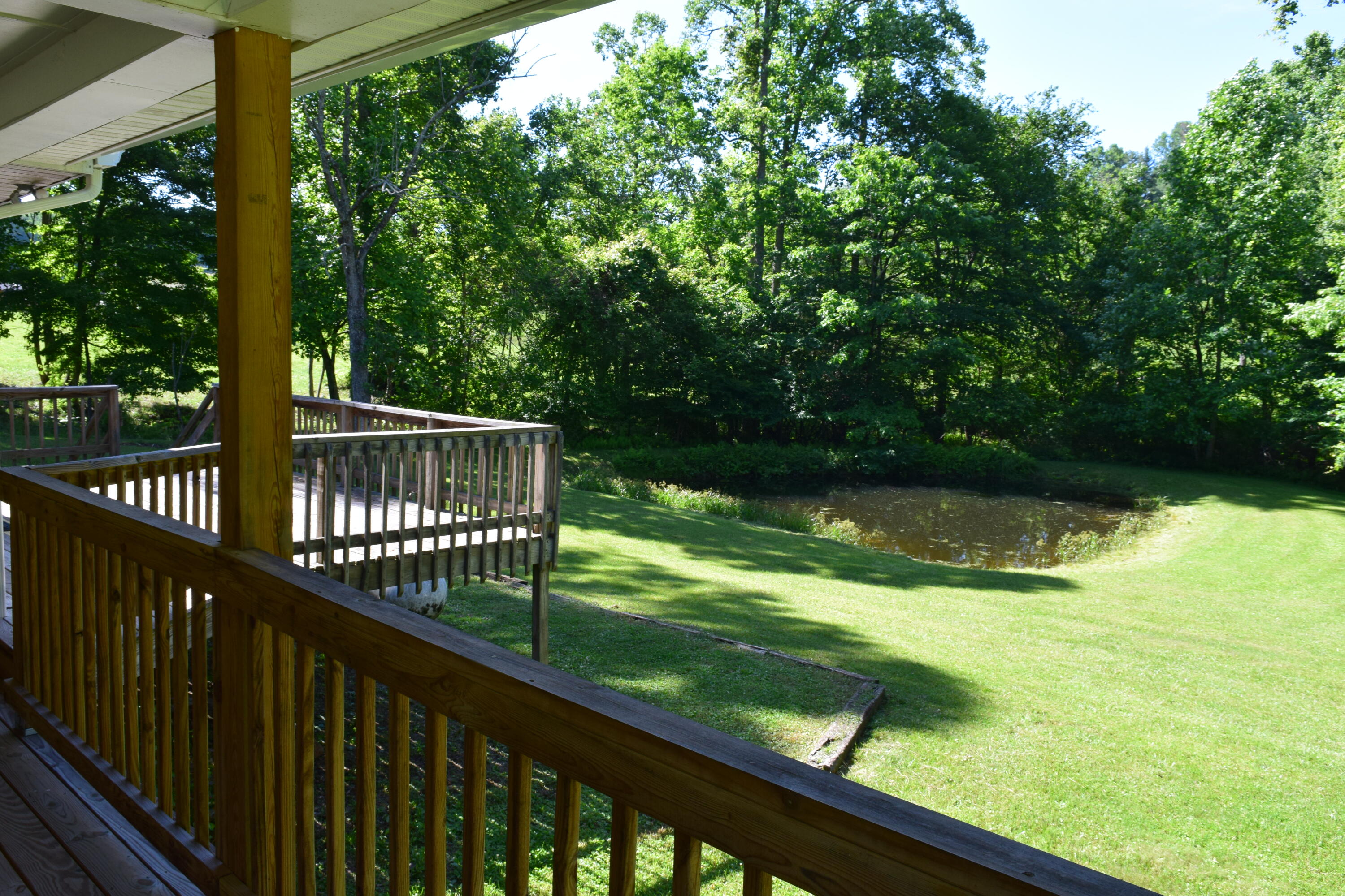 812 Conner Grove Road Southwest Willis, VA 24380 - Photo 5 of 87 DSC_0007