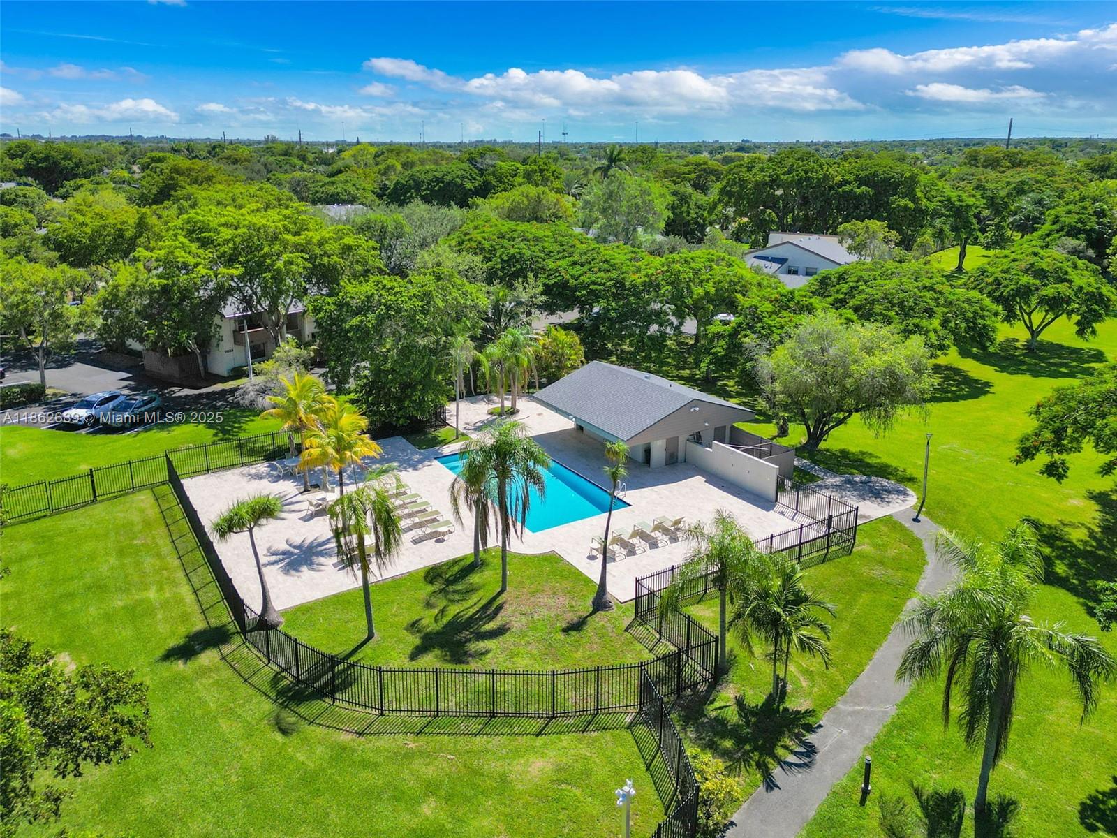 11385 Southwest 109th Road, Unit 44G Miami, FL 33176 - Photo 36 of 39 2nd Club House