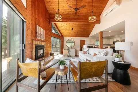$899,000 | 14165 Wolfgang Road, Truckee, CA 96161