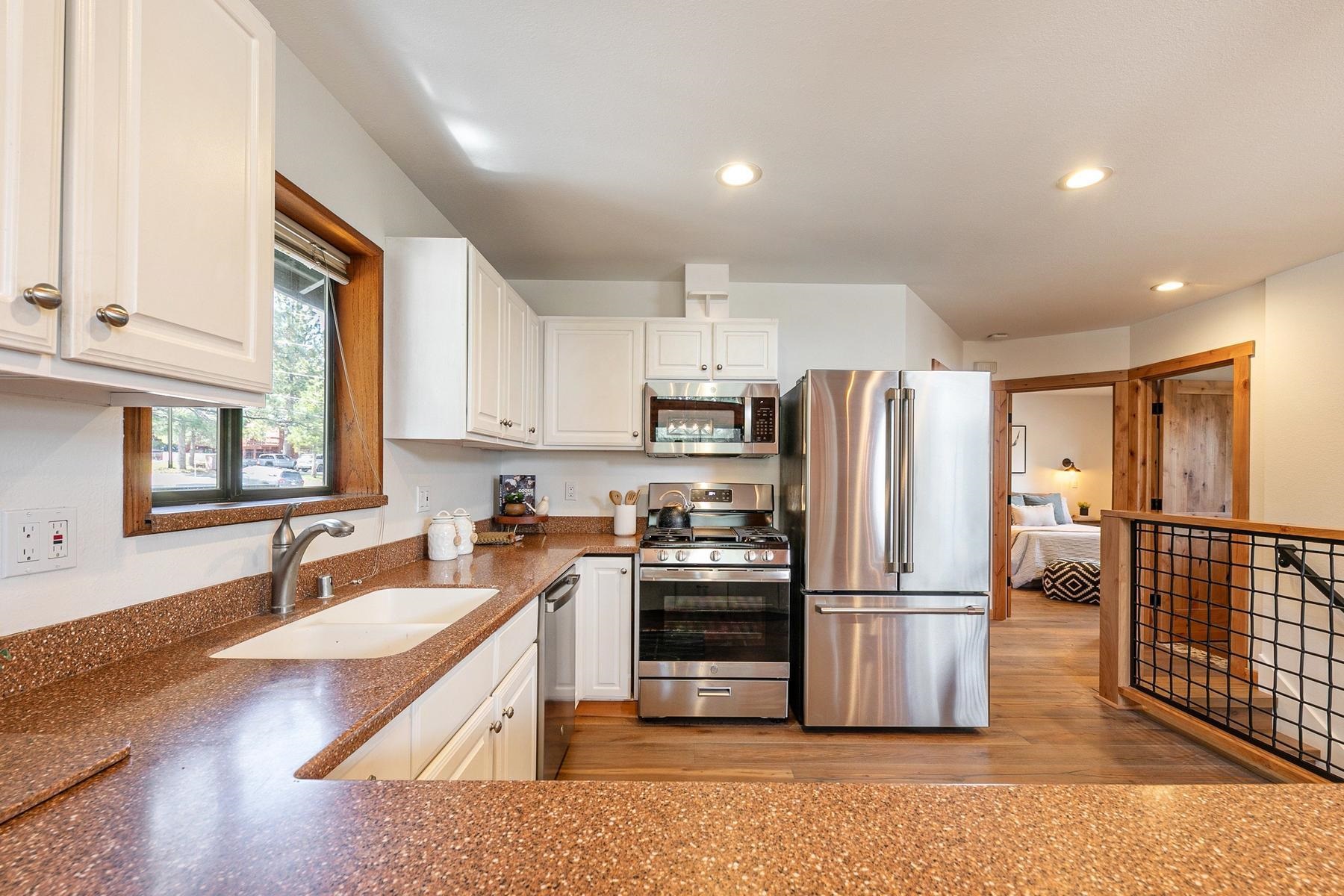 14165 Wolfgang Road Truckee, CA 96161 - Photo 16 of 28