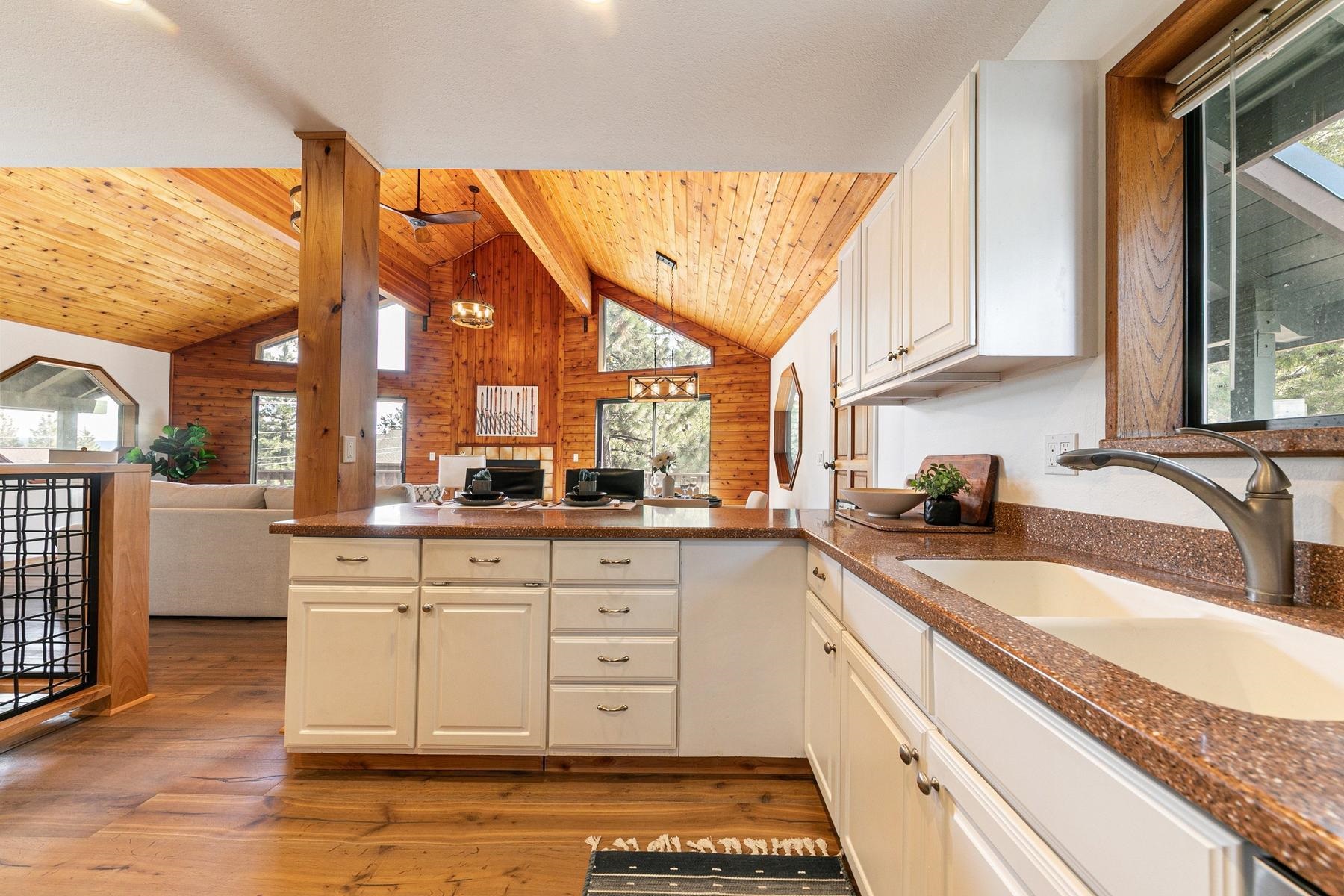 14165 Wolfgang Road Truckee, CA 96161 - Photo 18 of 28