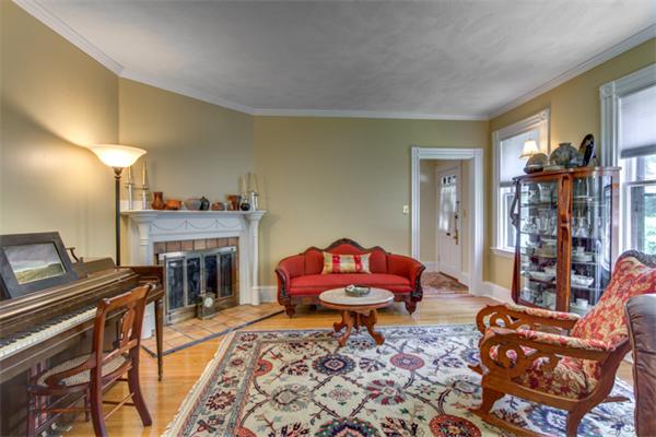 4 Glendale Road Sharon, MA 02067 - Photo 7 of 30 Gallery Image 7