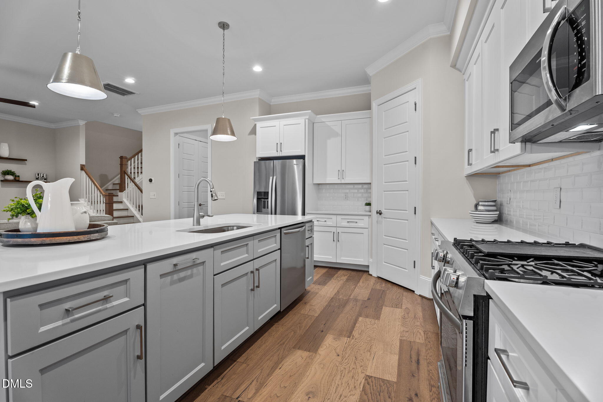 4919 Trek Lane Raleigh, NC 27606 - Photo 9 of 41 22-web-or-mls-DSC00442