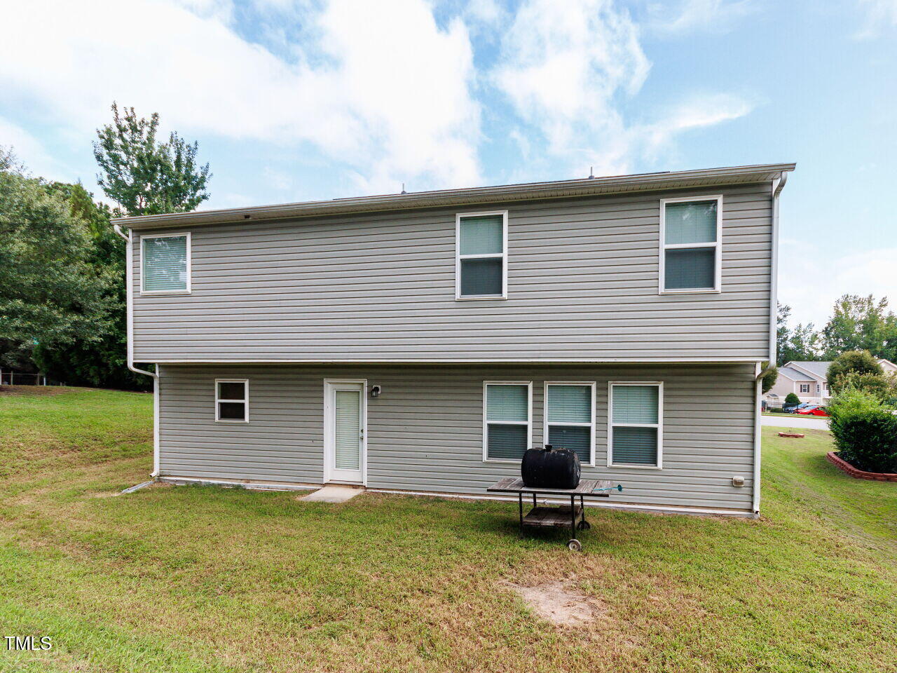 2900 Poole Farm Lane Raleigh, NC 27610 - Photo 20 of 24 034-1280x960-exterior