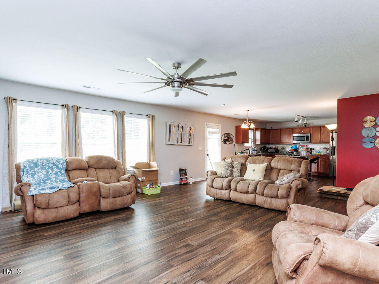 2900 Poole Farm Lane Raleigh, NC 27610 - Photo 3 of 24 017-1280x960-family-room