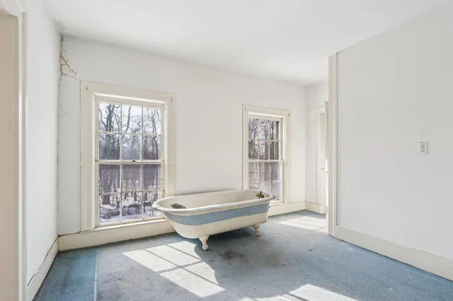 $350,000 | 67 Highway 67, Eagle, WI 53119