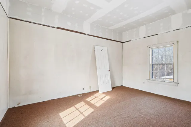 $350,000 | 67 Highway 67, Eagle, WI 53119