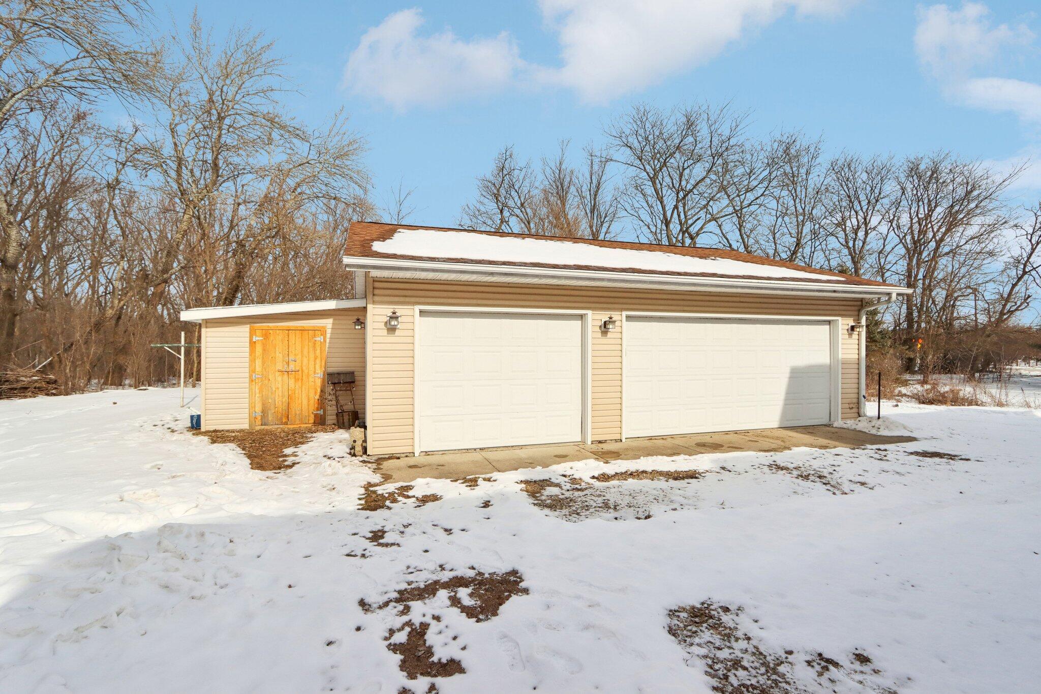 67 Highway 67 Eagle, WI 53119 - Photo 70 of 80 Garage