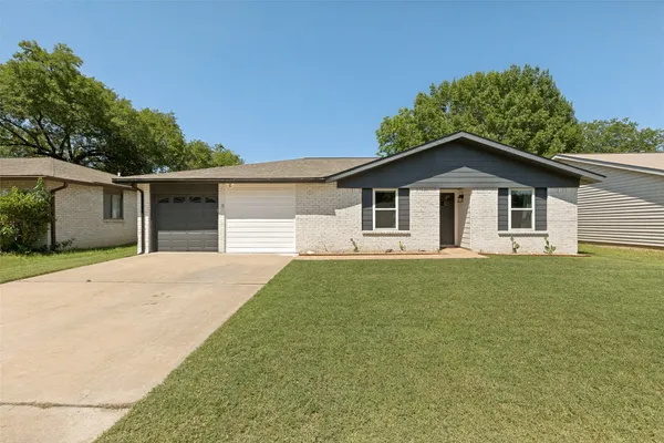 $375,000 | 2404 Bending Trail, Austin, TX 78744