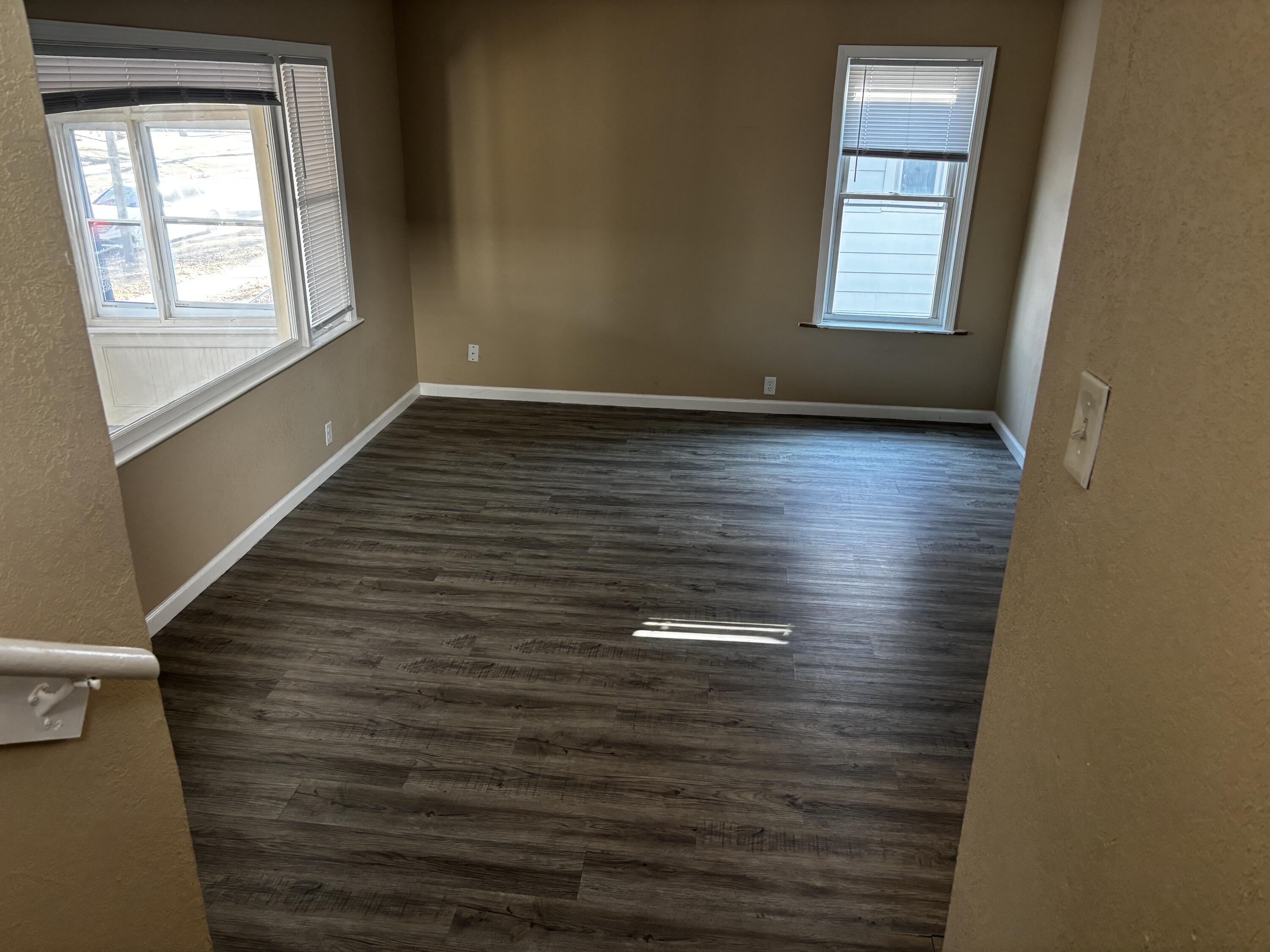 5525 North 36th Street Milwaukee, WI 53209 - Photo 11 of 39 Living Room