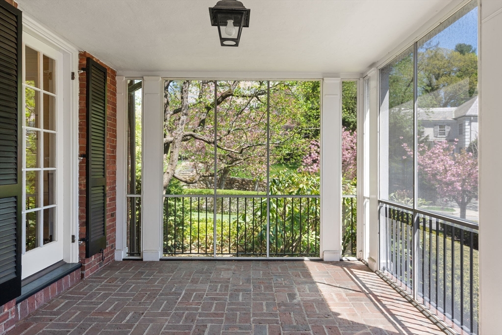 35 Jefferson Road Brookline, MA 02467 - Photo 7 of 25