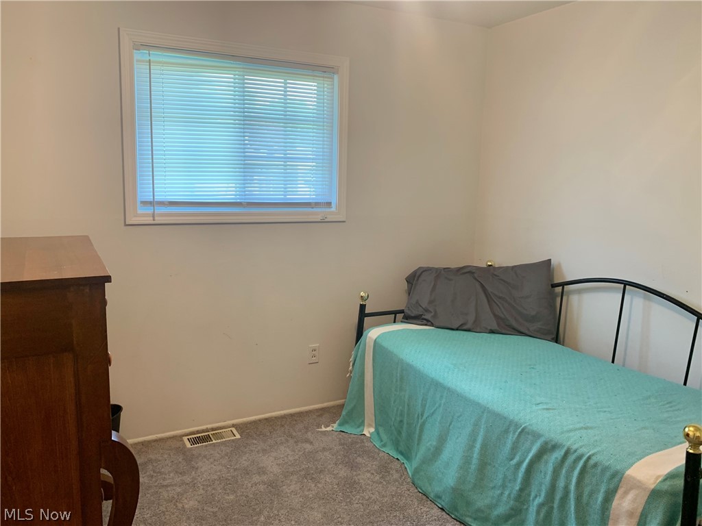 3576 Duffield Road Kent, OH 44240 - Photo 11 of 31 Third Bedroom on first floor