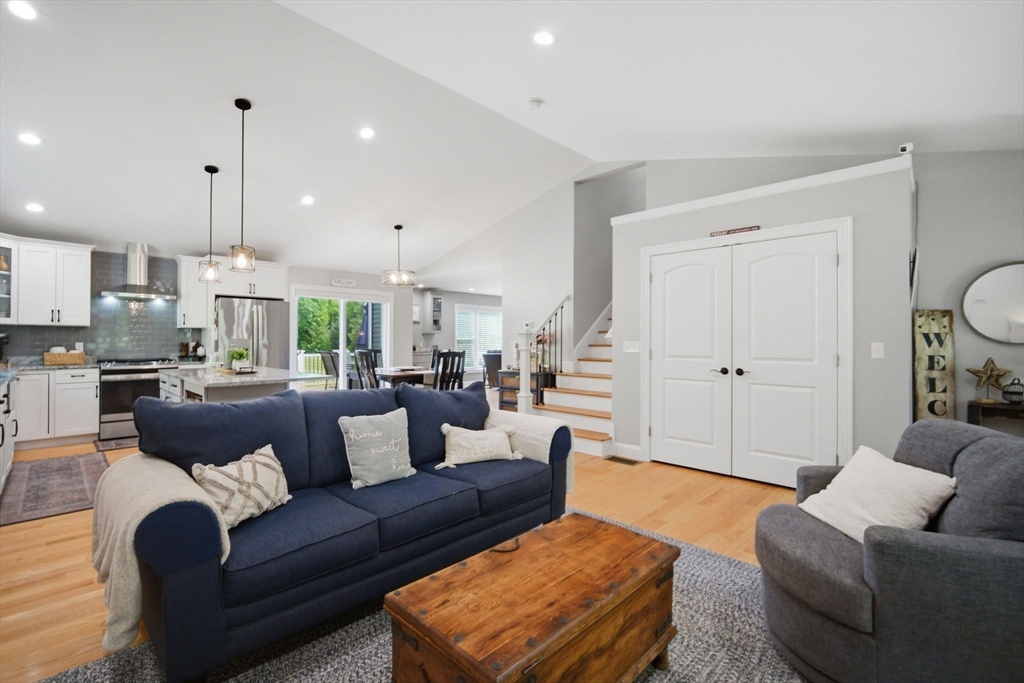 75 Kendall Street Granby, MA 01033 - Photo 9 of 40