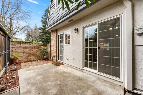 $315,000 | 4007 Oak Villa Circle, Carmichael, CA 95608
