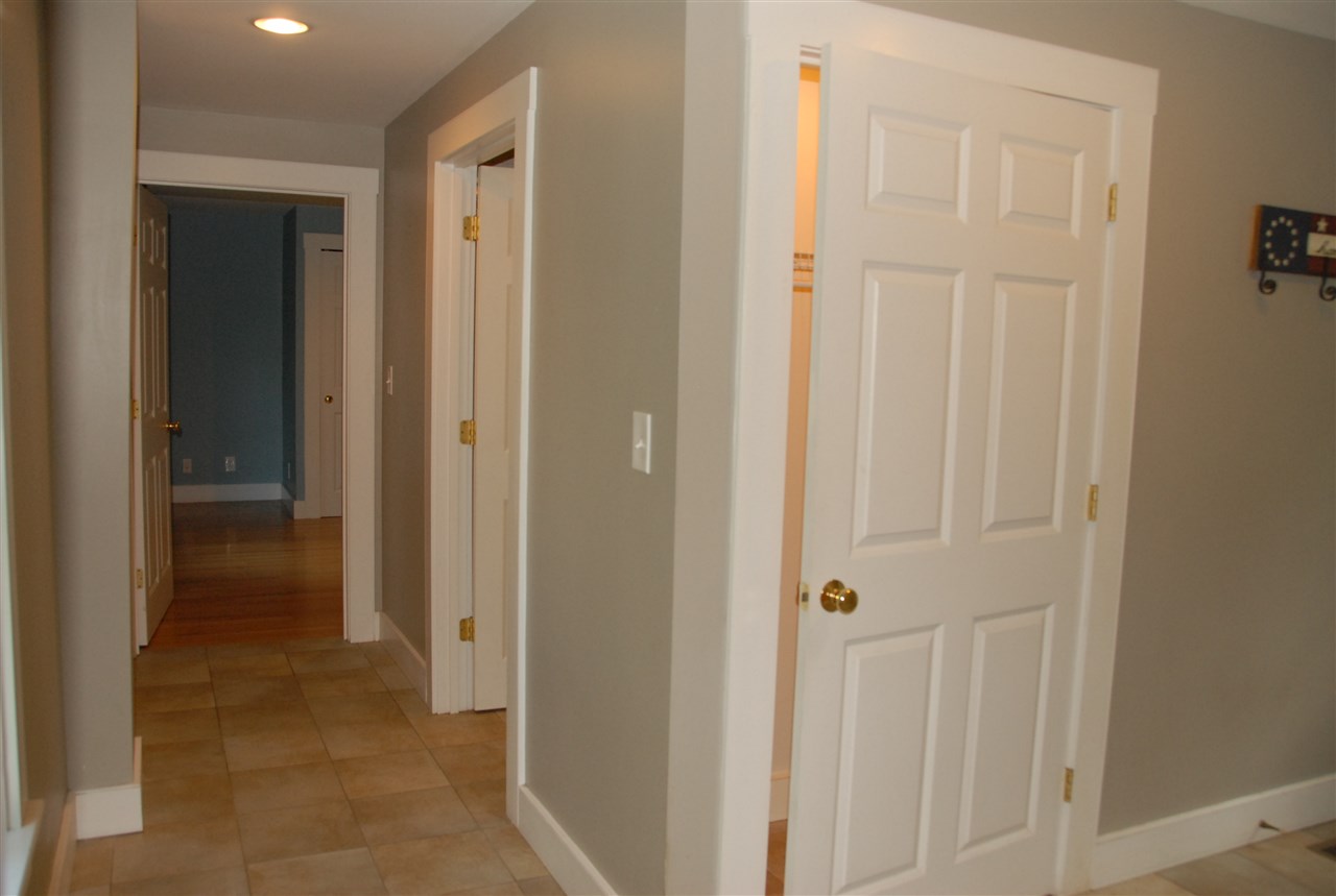 40 South Hill Road New Boston, NH 03070 - Photo 12 of 40