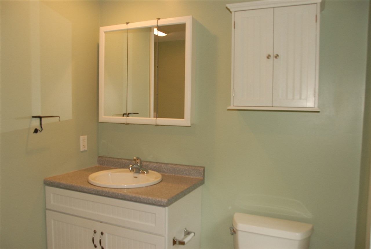 40 South Hill Road New Boston, NH 03070 - Photo 21 of 40