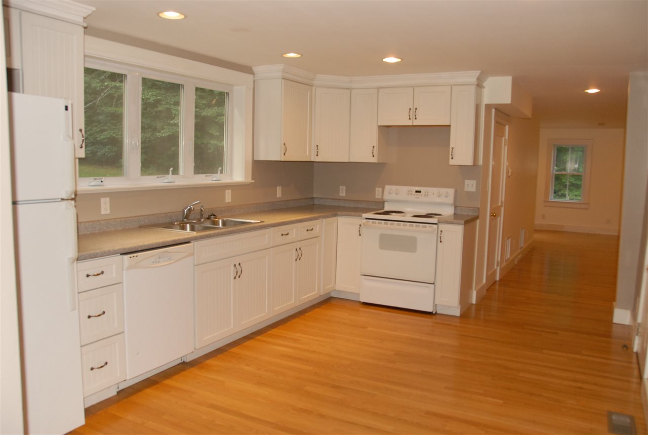 40 South Hill Road New Boston, NH 03070 - Photo 6 of 40