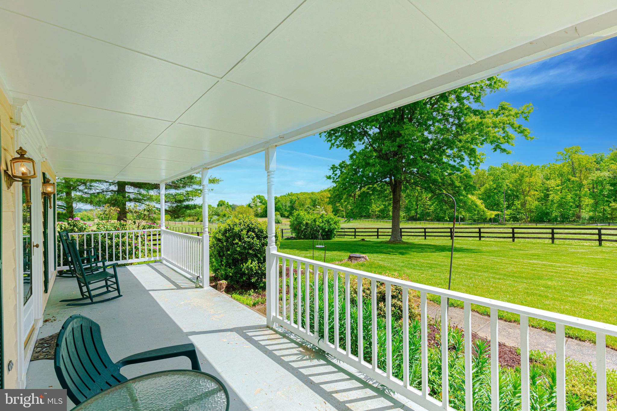 21709 St Louis Road Middleburg, VA 20117 - Photo 30 of 47 Front porch, perfect for al fresh dining.