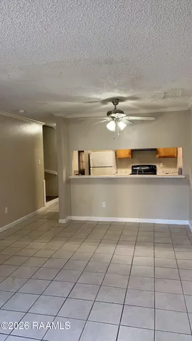 $1,000 | 1829 Southpointe Drive, Unit 2, Baton Rouge, LA 70808