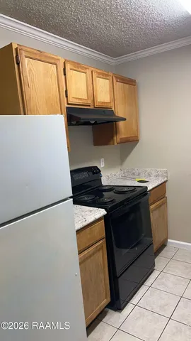 $1,000 | 1829 Southpointe Drive, Unit 2, Baton Rouge, LA 70808