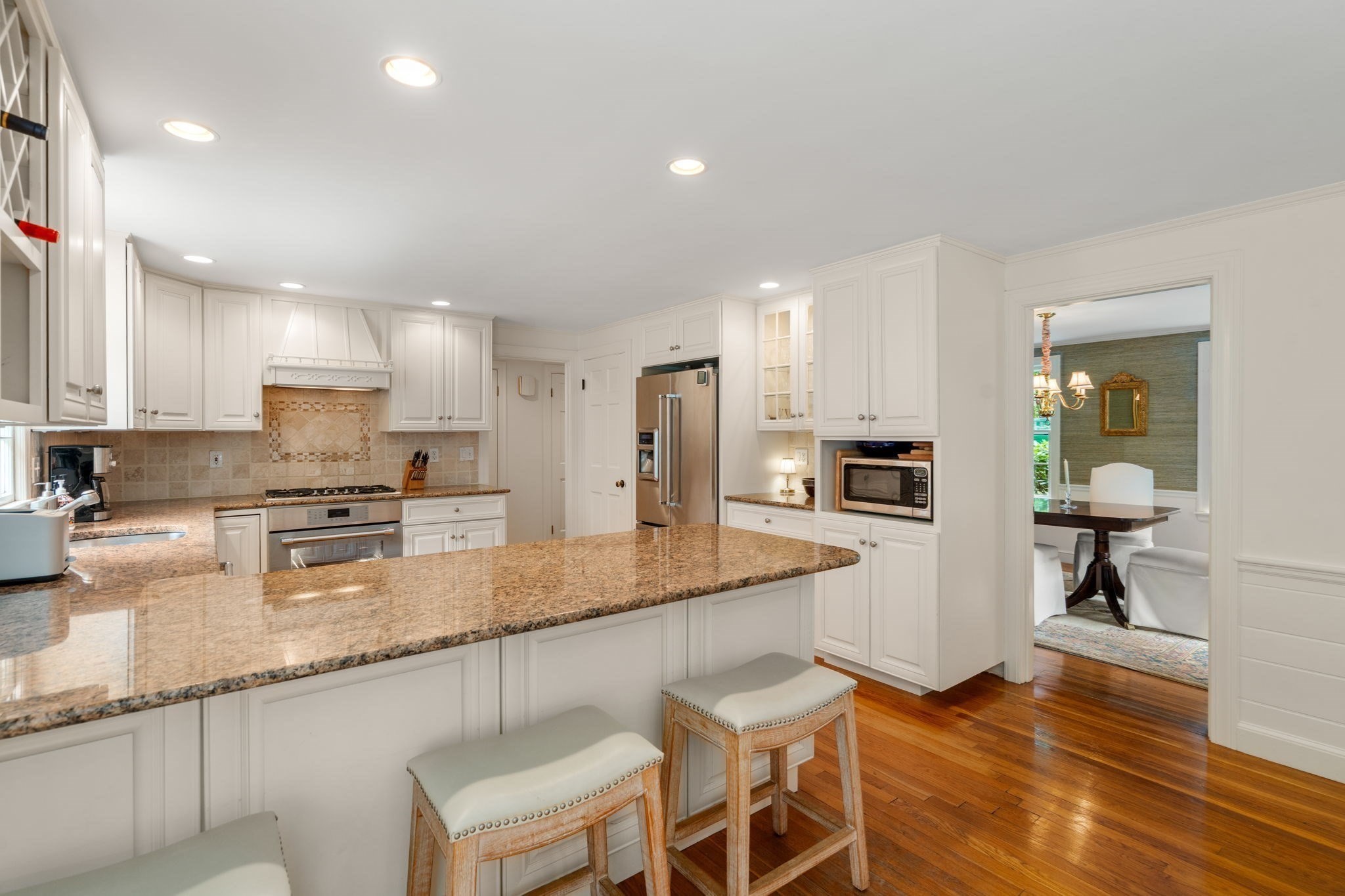 4 Cherry Brook Road Weston, MA 02493 - Photo 10 of 40 Gallery Image 10