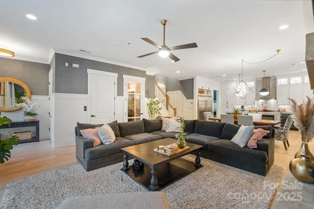 $1,150,000 | 748 Amalfi Drive, Davidson, NC 28036