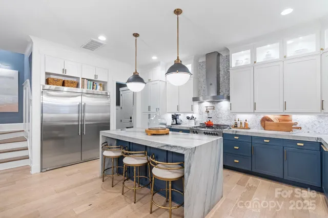 $1,150,000 | 748 Amalfi Drive, Davidson, NC 28036