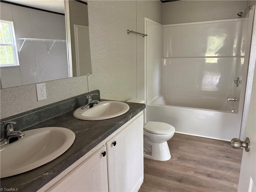 2684 Sowers Road Linwood, NC 27299 - Photo 9 of 18 Primary En-Suite